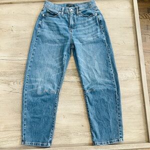 Banana Republic Barrel Mid-Rise Ankle jeans, size 27/4